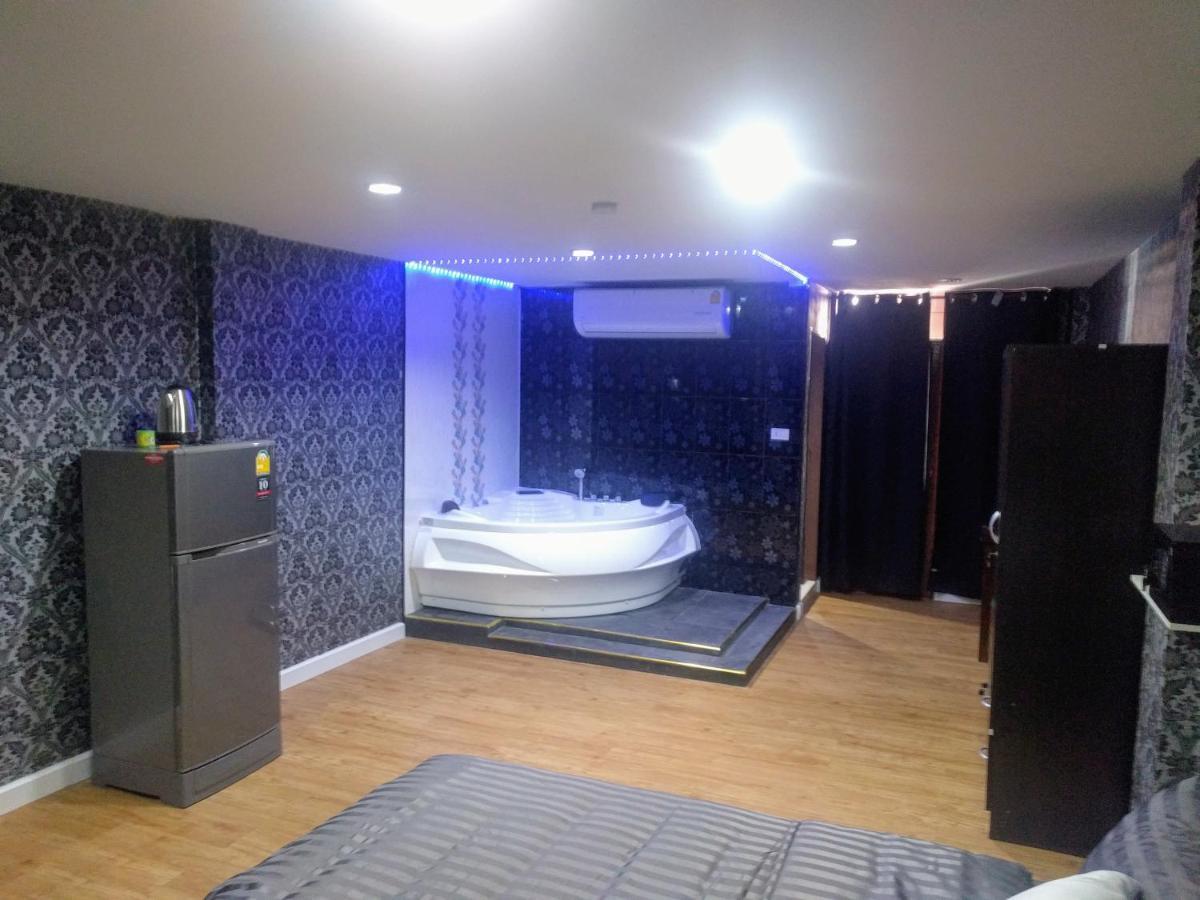 Gw Guesthouse Pattaya ภายนอก รูปภาพ