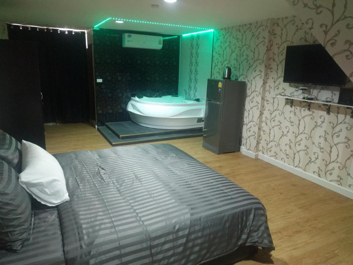 Gw Guesthouse Pattaya ภายนอก รูปภาพ